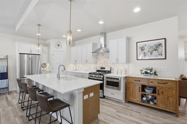 762 Clover Hill Drive, North Liberty, IA 52317