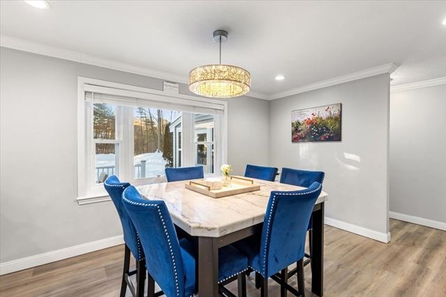 62 Hawkins Ln, Marlborough, MA 01752