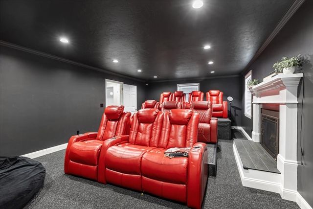 62 Hawkins Ln, Marlborough, MA 01752