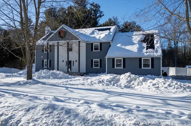 62 Hawkins Ln, Marlborough, MA 01752