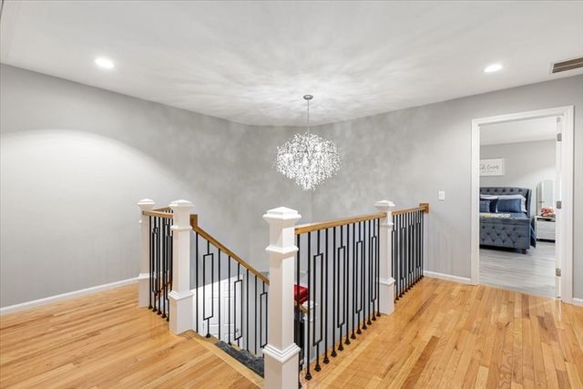 62 Hawkins Ln, Marlborough, MA 01752