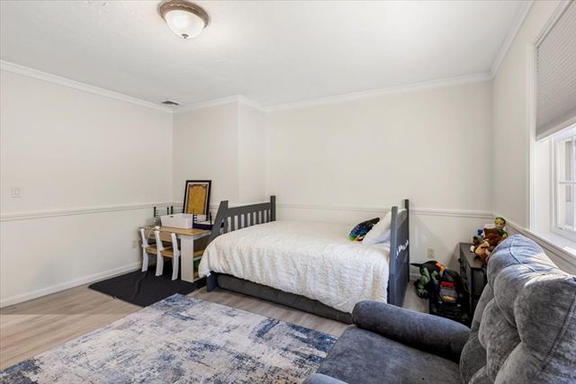 62 Hawkins Ln, Marlborough, MA 01752