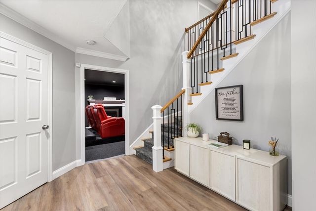 62 Hawkins Ln, Marlborough, MA 01752