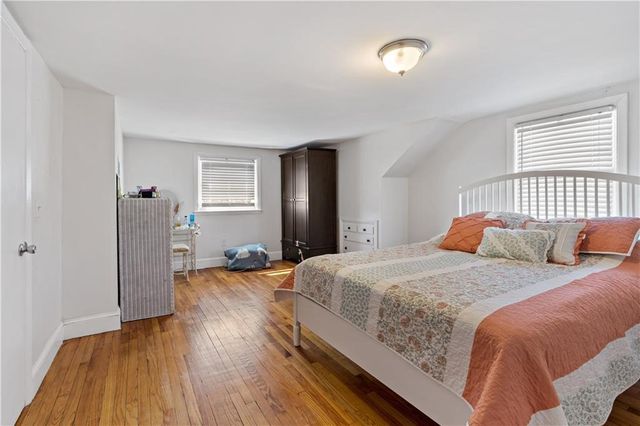 5 St Theresa Avenue, Bristol, RI 02809