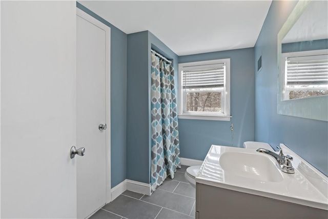 5 St Theresa Avenue, Bristol, RI 02809