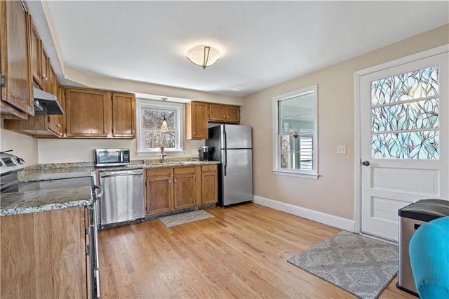 5 St Theresa Avenue, Bristol, RI 02809