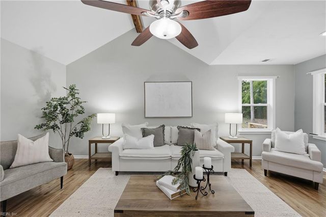 3288 Edinburgh DR, Virginia Beach, VA 23452