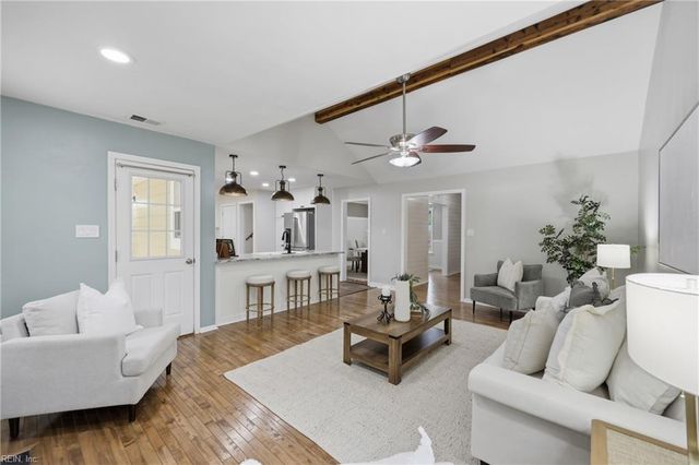 3288 Edinburgh DR, Virginia Beach, VA 23452