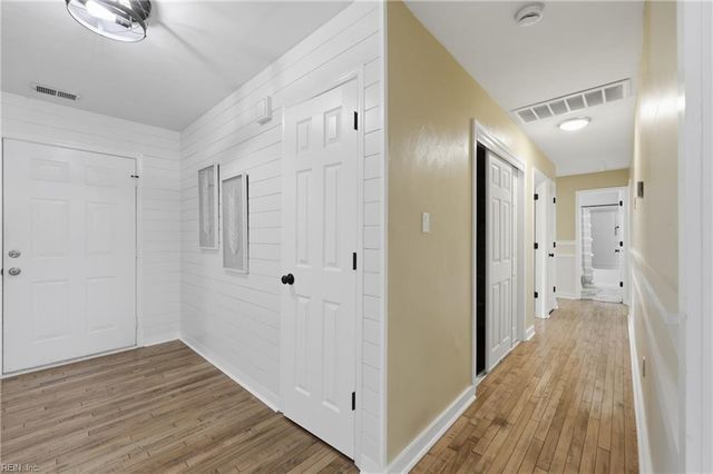 3288 Edinburgh DR, Virginia Beach, VA 23452