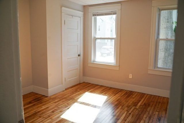 48 Bowdoin Street 2, Worcester, MA 01609