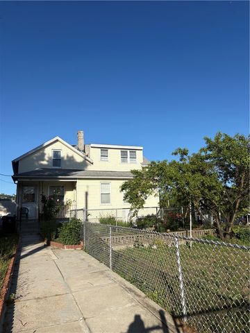46 Humboldt Avenue, Pawtucket, RI 02860