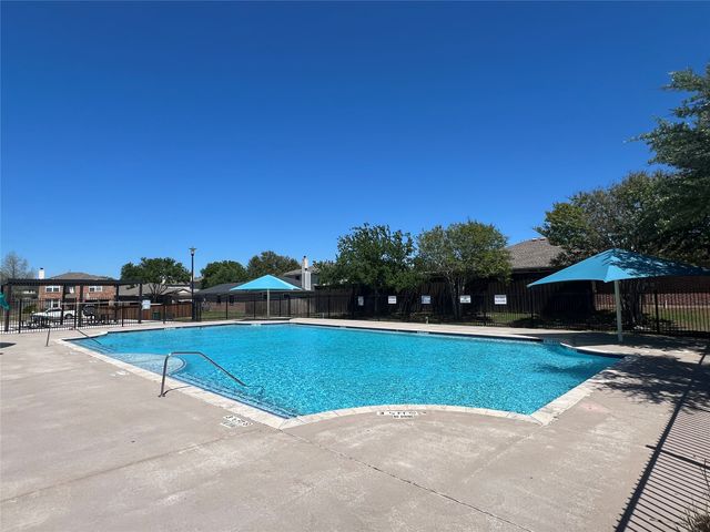 1547 Thornhill Lane, Little Elm, TX 75068