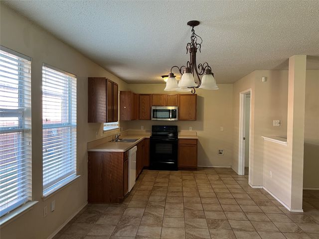 1547 Thornhill Lane, Little Elm, TX 75068