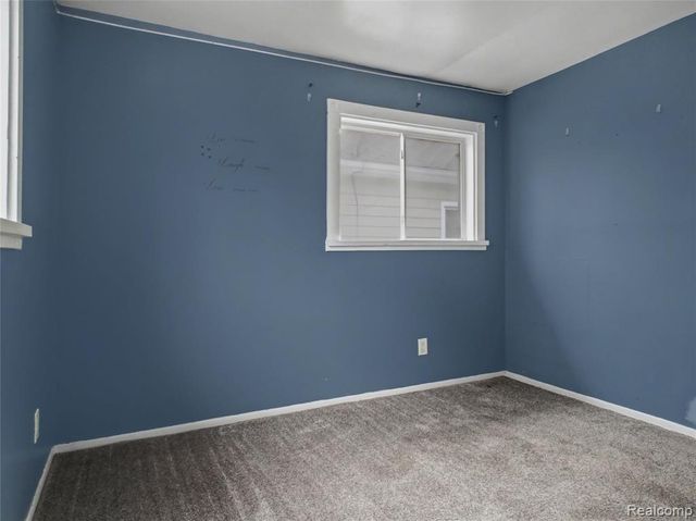 2338 N Bond Street, Saginaw, MI 48602