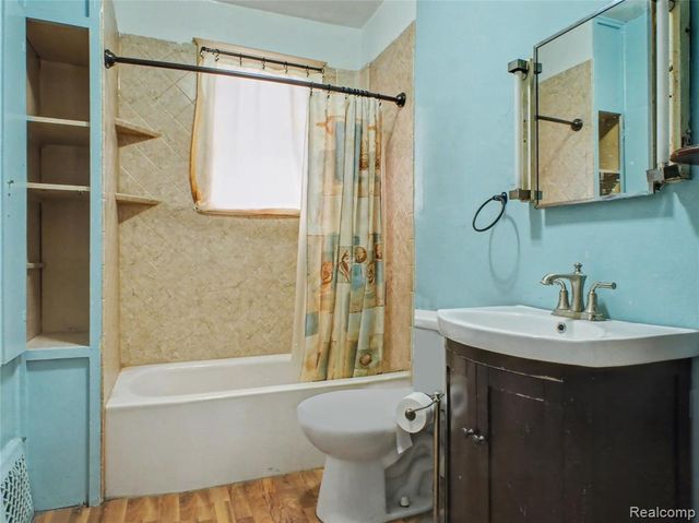 2338 N Bond Street, Saginaw, MI 48602