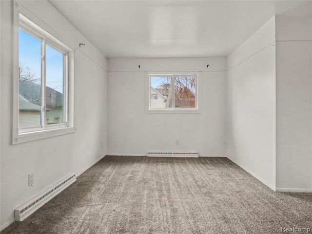 2338 N Bond Street, Saginaw, MI 48602