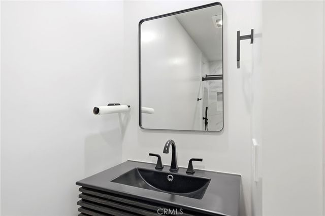 333 W Alameda 201, Burbank, CA 91506