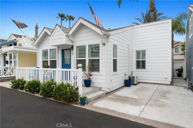 27 Bolivar, Newport Beach, CA 92663