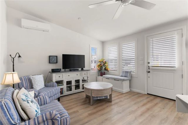 27 Bolivar, Newport Beach, CA 92663