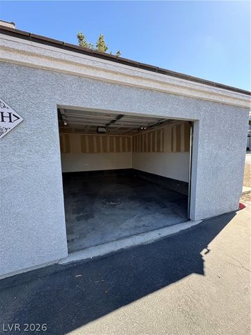 6955 North Durango Drive 1028, Las Vegas, NV 89149