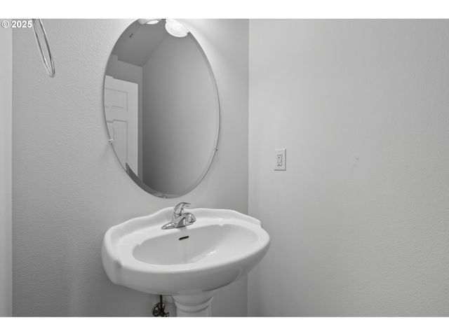 10317 Ne 116TH Pl, Vancouver, WA 98662