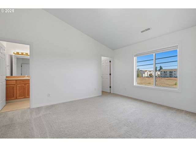 10317 Ne 116TH Pl, Vancouver, WA 98662