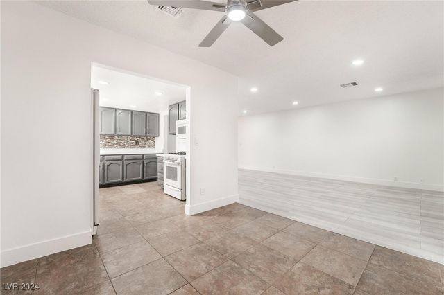 4810 Palacio Court, Las Vegas, NV 89122
