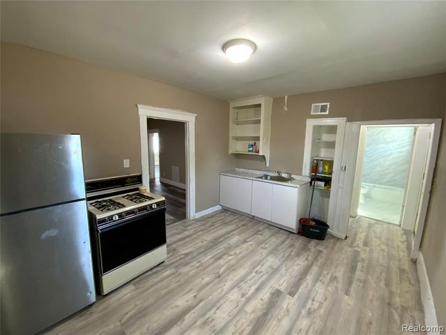 6185 Livernois Avenue, Detroit, MI 48210