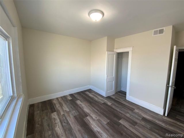 6185 Livernois Avenue, Detroit, MI 48210