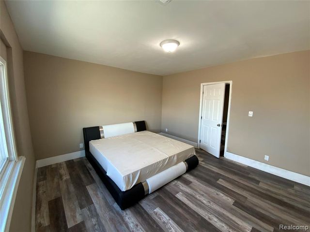 6185 Livernois Avenue, Detroit, MI 48210