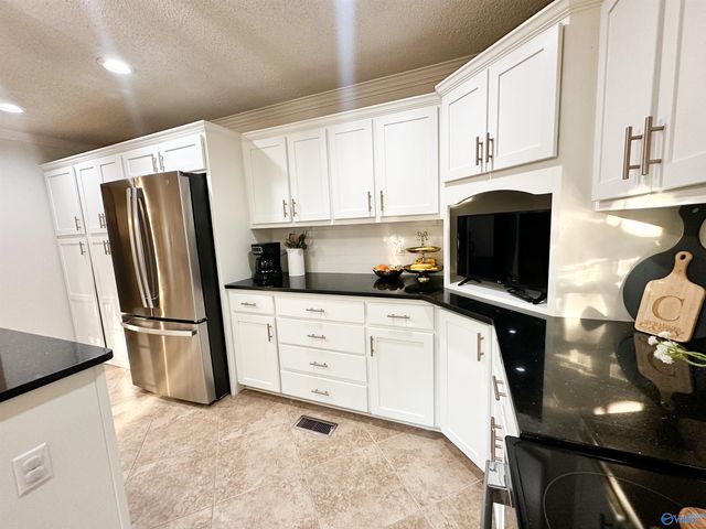 404 4th Avenue, Glencoe, AL 35905