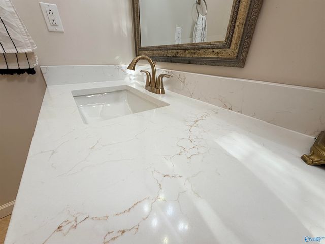 404 4th Avenue, Glencoe, AL 35905