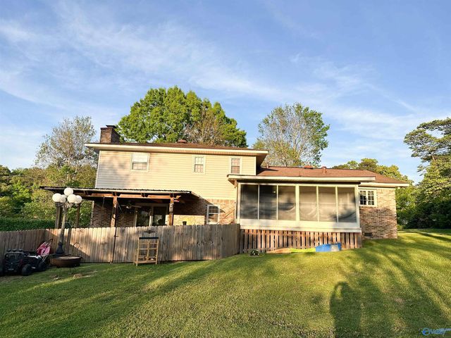 404 4th Avenue, Glencoe, AL 35905