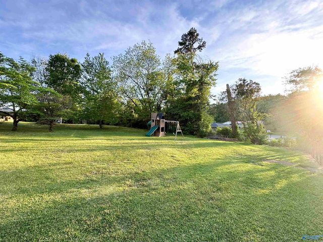 404 4th Avenue, Glencoe, AL 35905