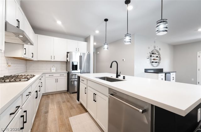 8663 Bench Street, Las Vegas, NV 89139