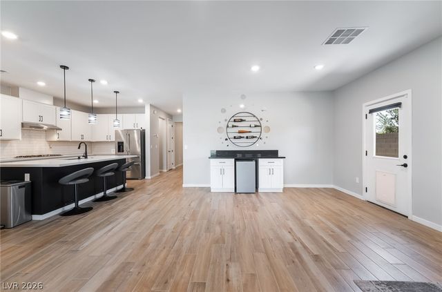 8663 Bench Street, Las Vegas, NV 89139