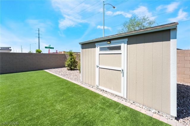 8663 Bench Street, Las Vegas, NV 89139