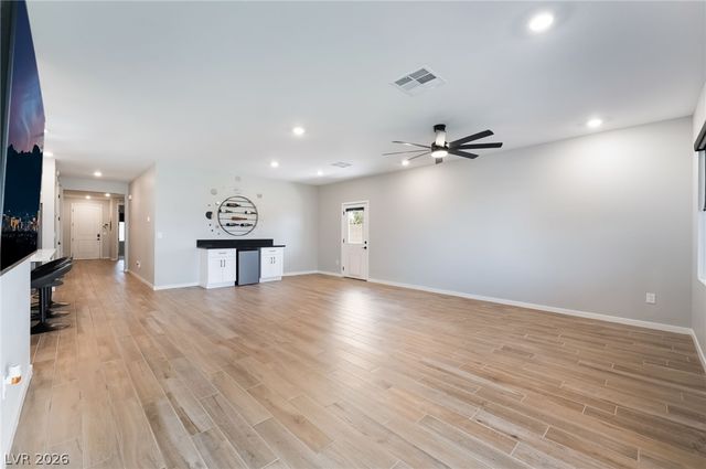 8663 Bench Street, Las Vegas, NV 89139