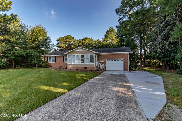 1970 Hullwood Drive, Kinston, NC 28504
