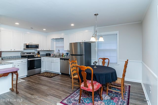 1970 Hullwood Drive, Kinston, NC 28504