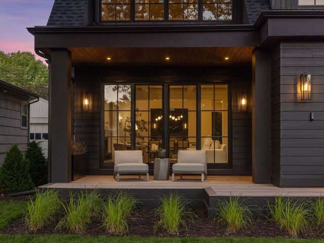 5945 Saint Johns Avenue, Edina, MN 55424