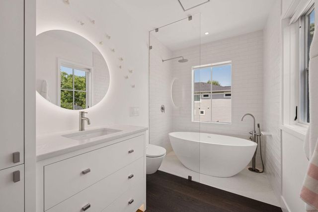 5945 Saint Johns Avenue, Edina, MN 55424