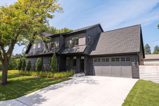 5945 Saint Johns Avenue, Edina, MN 55424