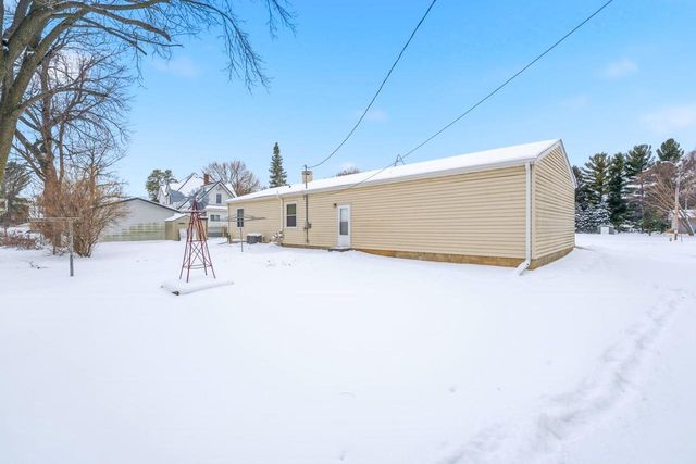 61 CEDAR STREET, Ripon, WI 54971