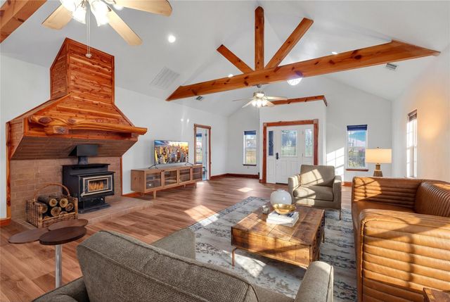 117 County Road 407, Spicewood, TX 78669