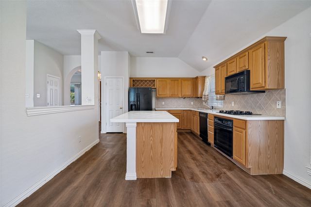 7309 Meadowwood Drive, Rowlett, TX 75089