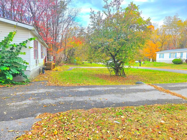 3 White Birch Lane, Cambridge, NY 12816