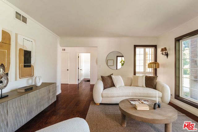 280 Cummings Road, Santa Paula, CA 93060