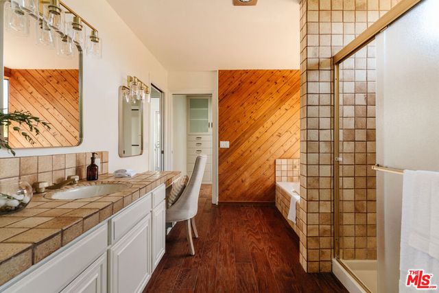 280 Cummings Road, Santa Paula, CA 93060
