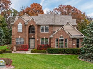 297 Gleneagles, Highland Charter Township, MI 48357